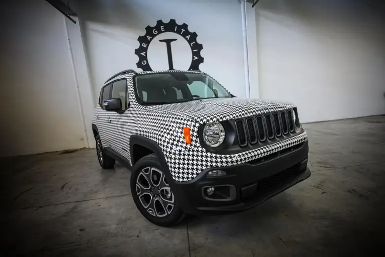 Jeep Renegade for Womanity Foundation - 14