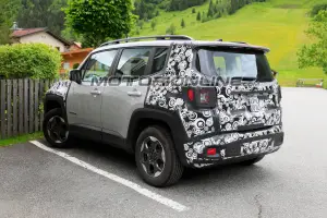 Jeep Renegade MY 2019 foto spia 25 maggio 2018