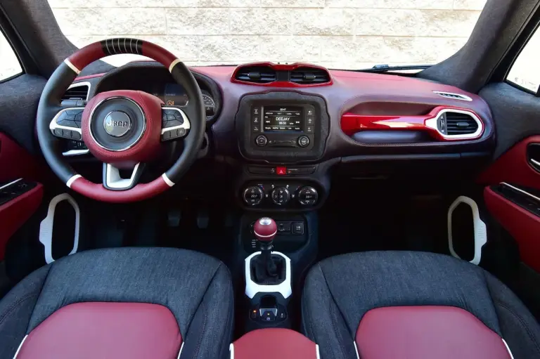Jeep Renegade personalizzate da Garage Italia Customs - 12