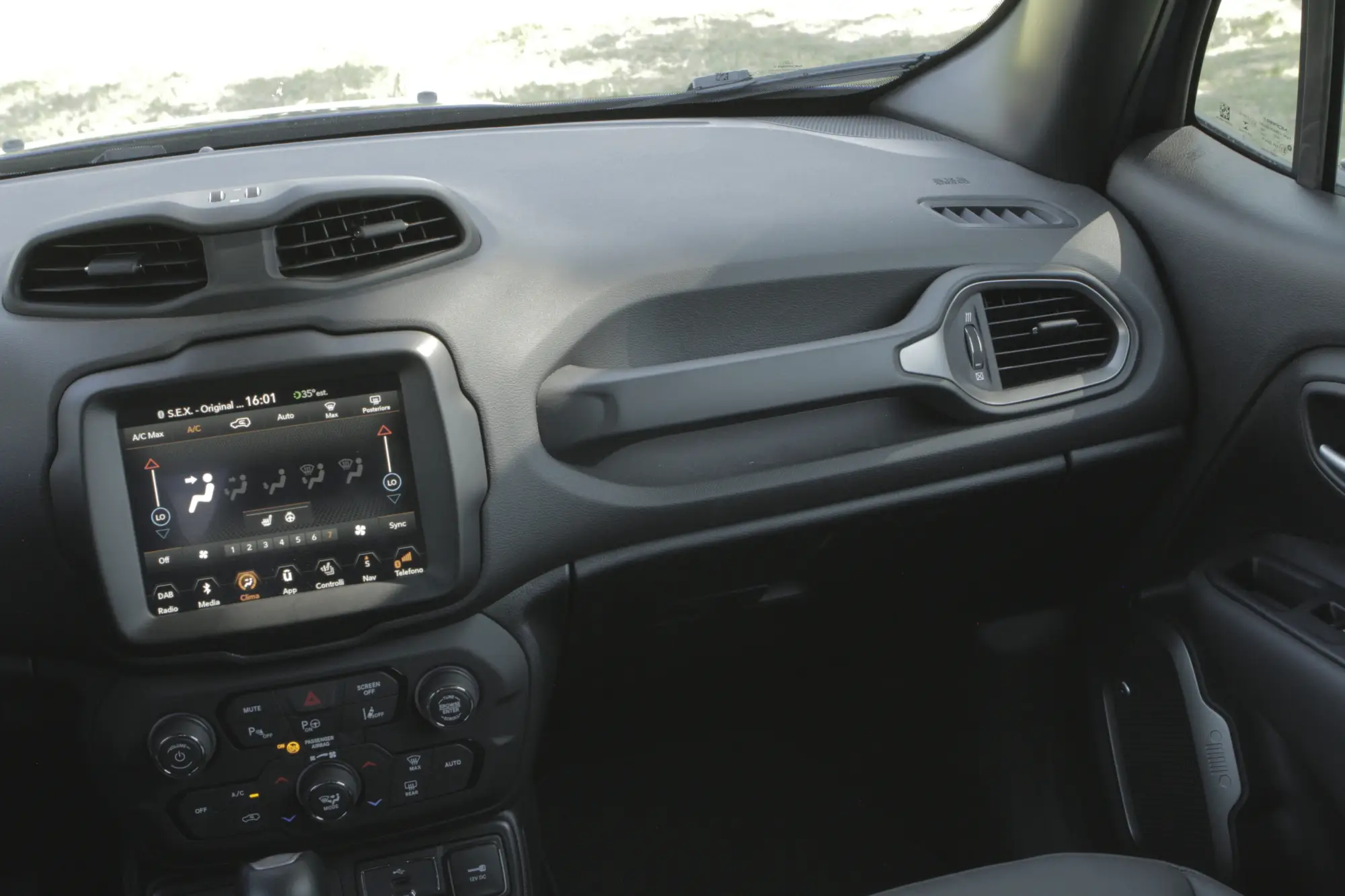 Jeep Renegade S 2019: la prova su strada  - 24