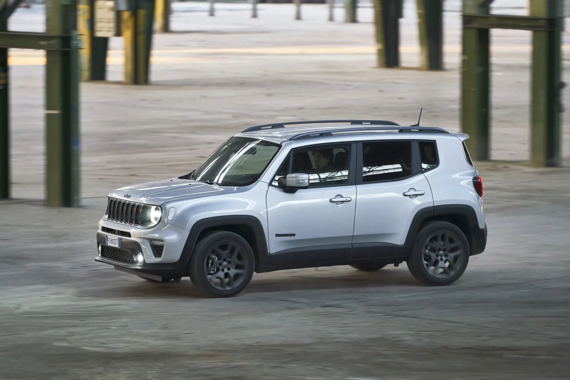 Jeep Renegade S - 18