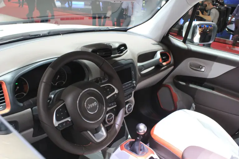 Jeep Renegade - Salone di Ginevra 2014 - 7