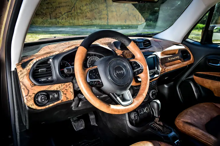 Jeep Renegade Uncharted Edition - 2