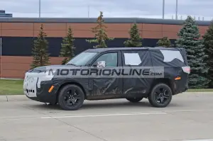 Jeep Wagoneer - Foto spia 26-11-2019