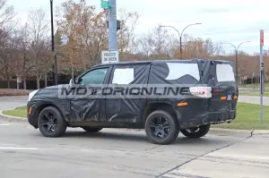 Jeep Wagoneer - Foto spia 26-11-2019