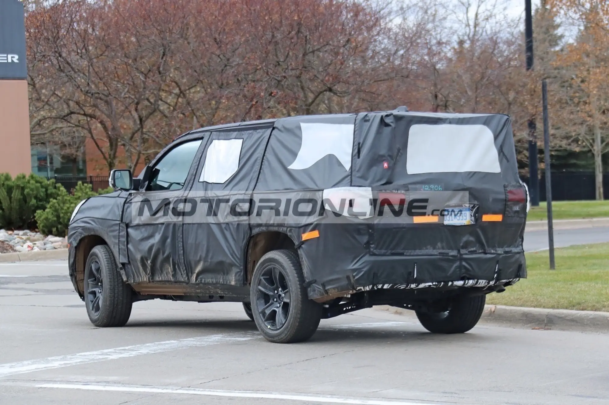 Jeep  Wagoneer - Foto spia 26-11-2019 - 12