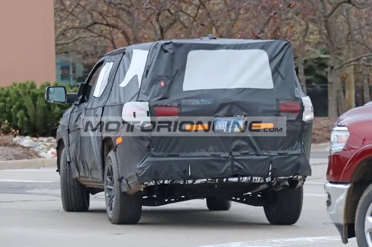 Jeep Wagoneer - Foto spia 26-11-2019 - 14