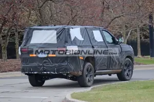 Jeep Wagoneer - Foto spia 26-11-2019