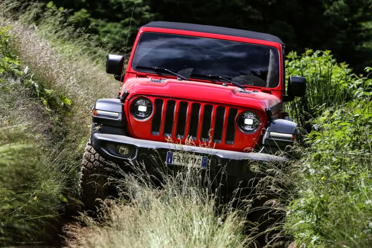 Jeep Wrangler 2018 - 17