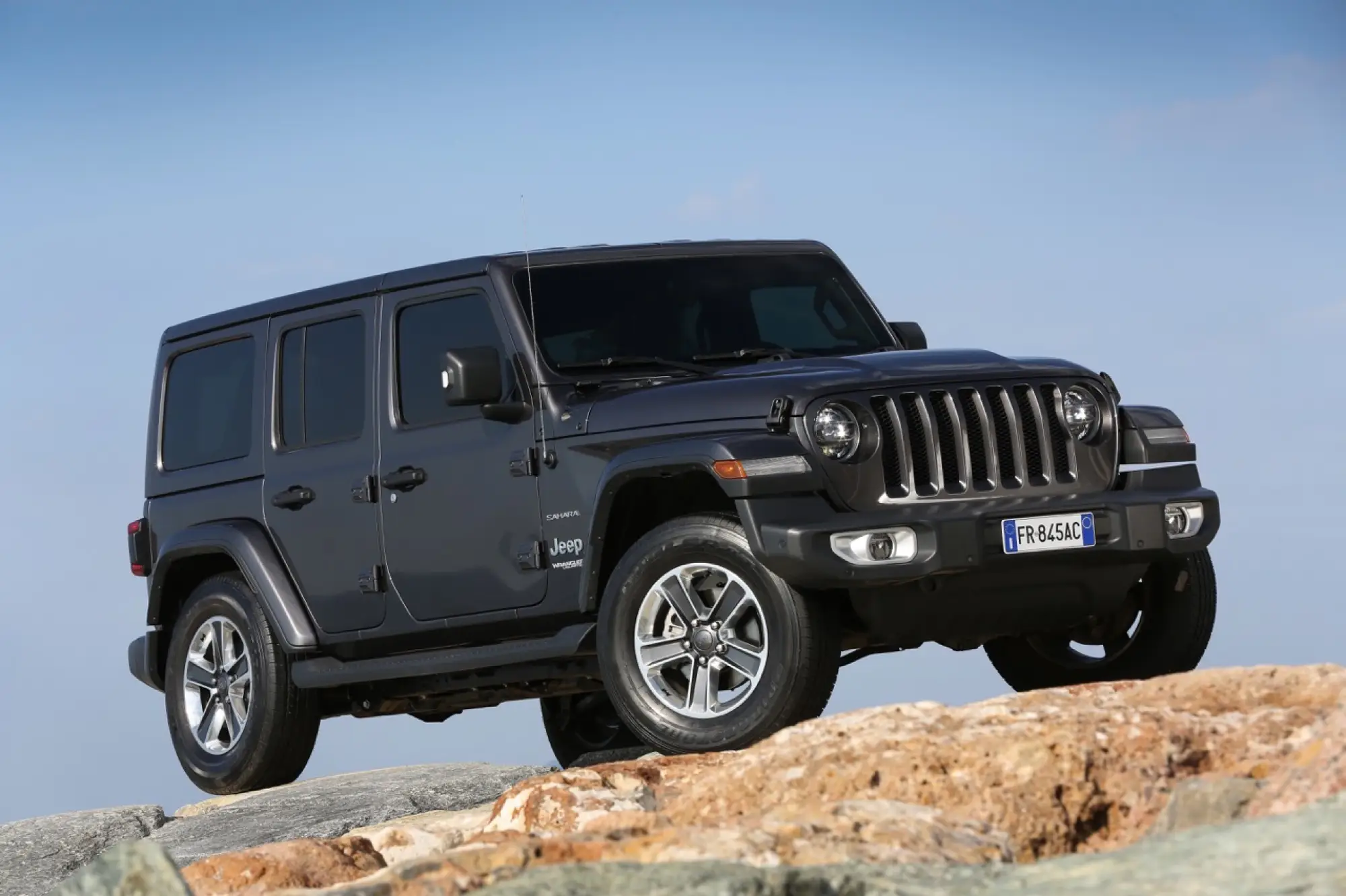 Jeep Wrangler 2019 - Nuove foto ufficiali - 52