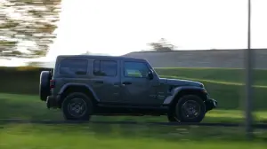 Jeep Wrangler 4xe 2021 - Come va