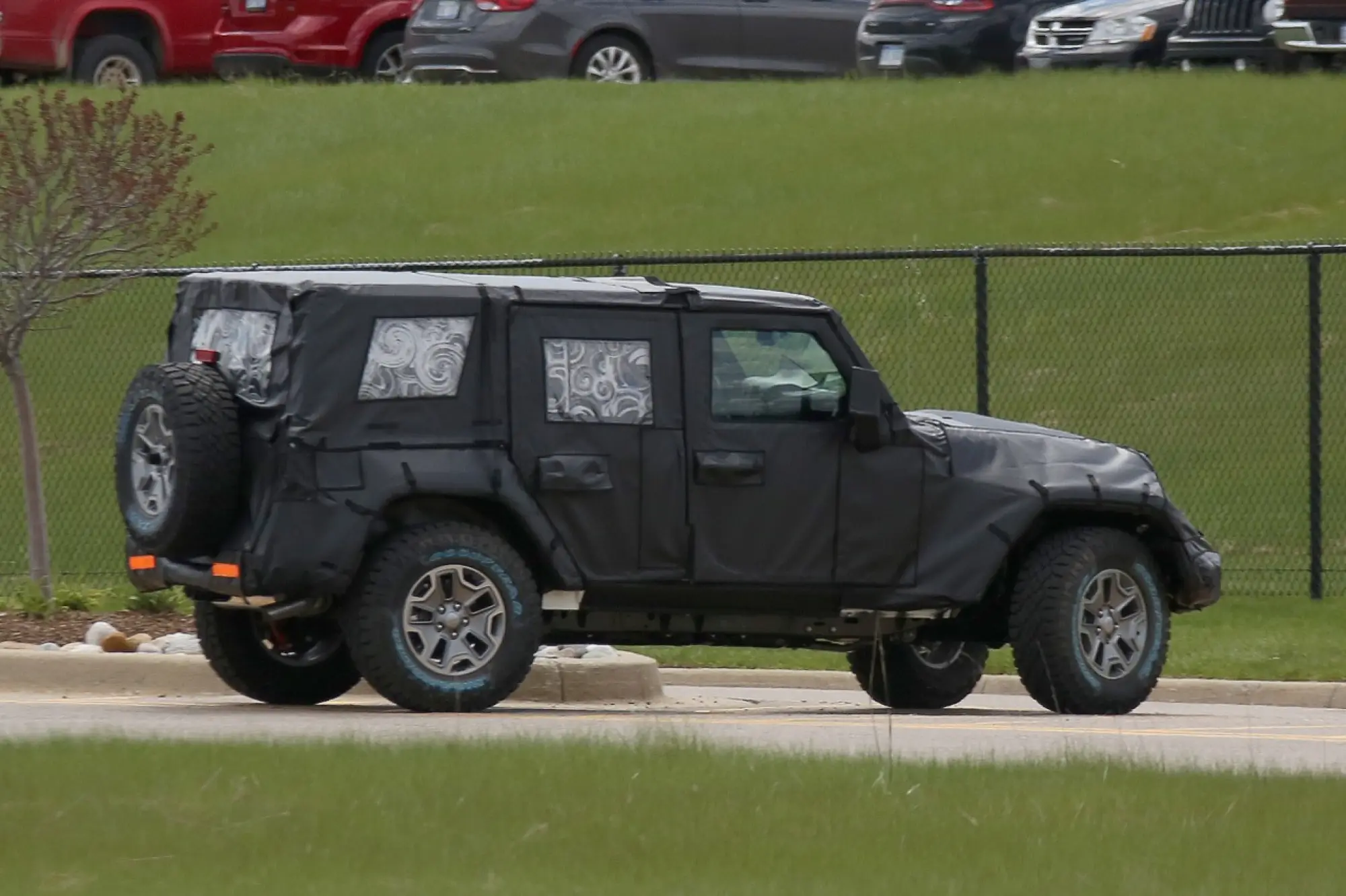Jeep Wrangler - foto spia maggio 2016 - 5