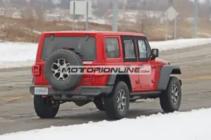 Jeep Wrangler mezze porte - Foto spia 7-1-2021 - 12