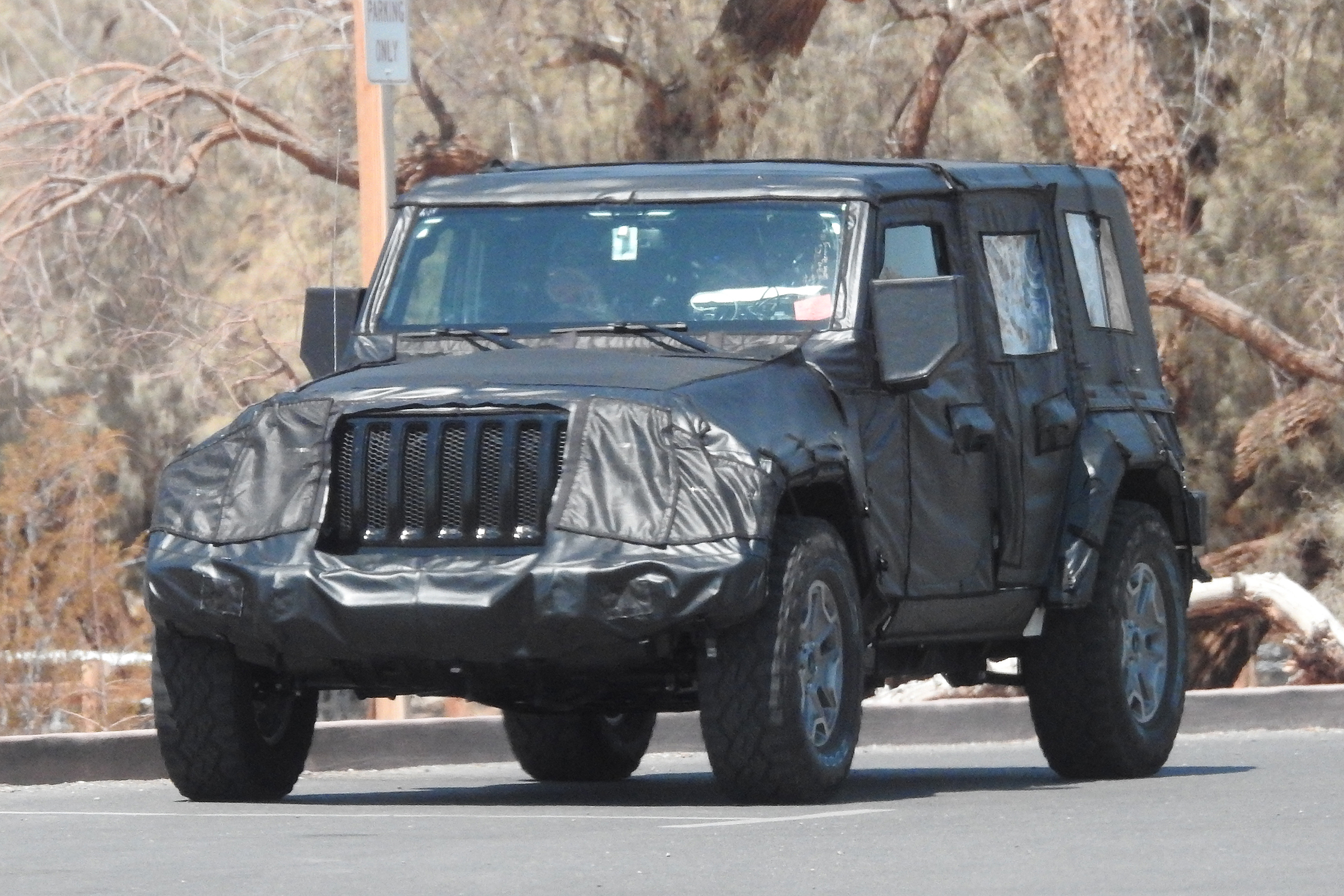 Jeep Wrangler MY 2018 foto spia 29 luglio 2018