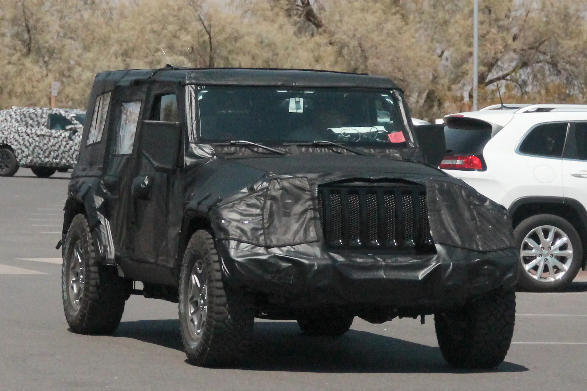 Jeep Wrangler MY 2018 foto spia 29 luglio 2018 - 4