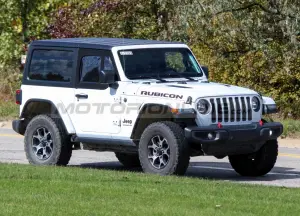 Jeep Wrangler Rubicon con mezze porte - Foto spia 15-10-2020