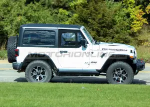 Jeep Wrangler Rubicon con mezze porte - Foto spia 15-10-2020 - 5