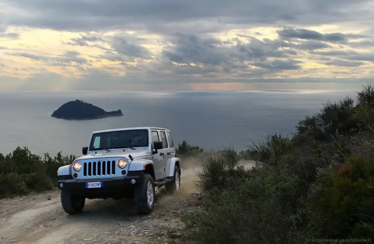 Jeep Wrangler Unlimited MY13 - 26