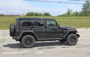 Jeep Wrangler V8 - Foto spia 22-07-2020