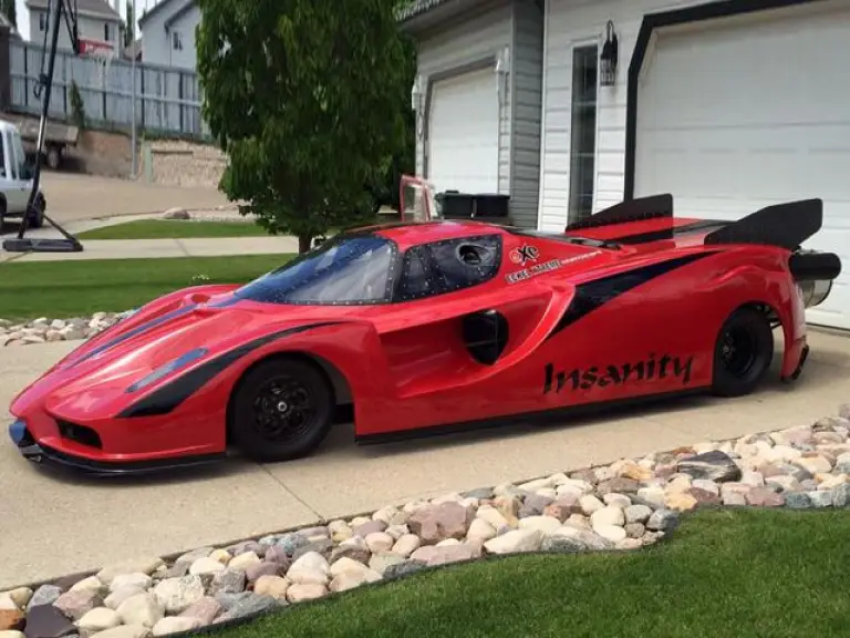 Jet car ispirata alla Ferrari Enzo - 7