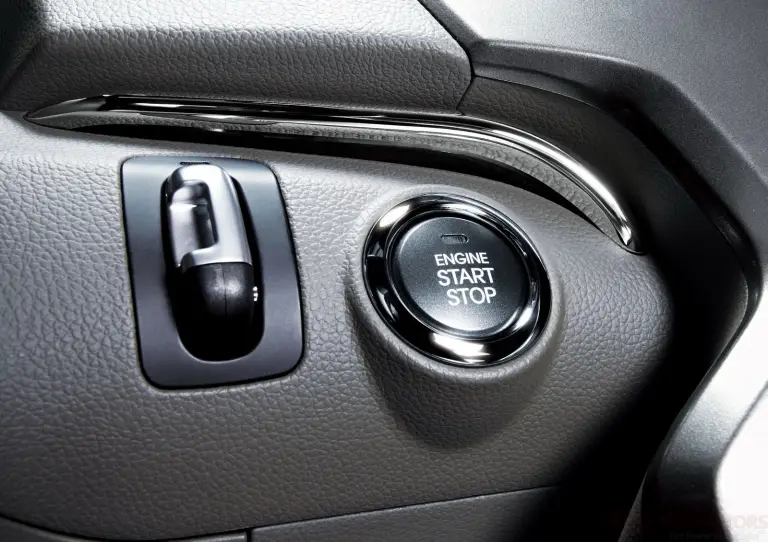 Kia Cadenza 2011 - 7