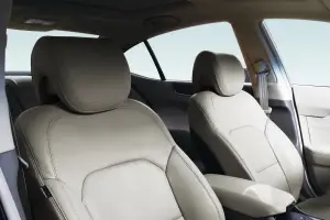 Kia Cadenza 2011 - 20