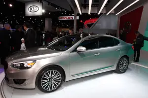 KIA Cadenza - Salone di Detroit 2013