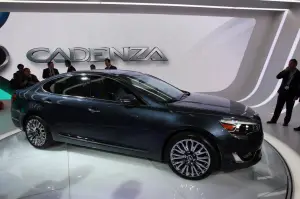 KIA Cadenza - Salone di Detroit 2013 - 14