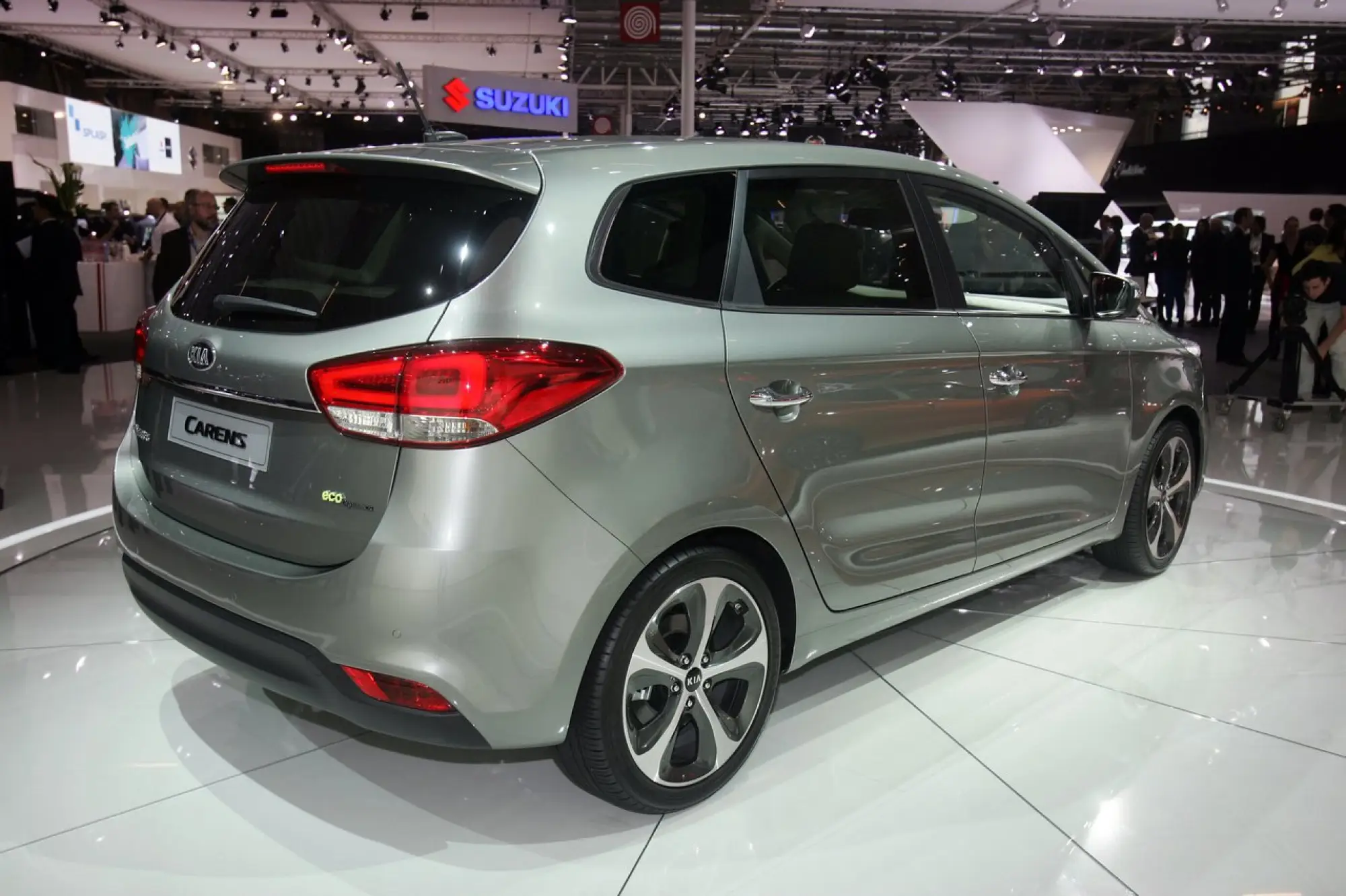KIA Carens - Salone di Parigi 2012 - 4
