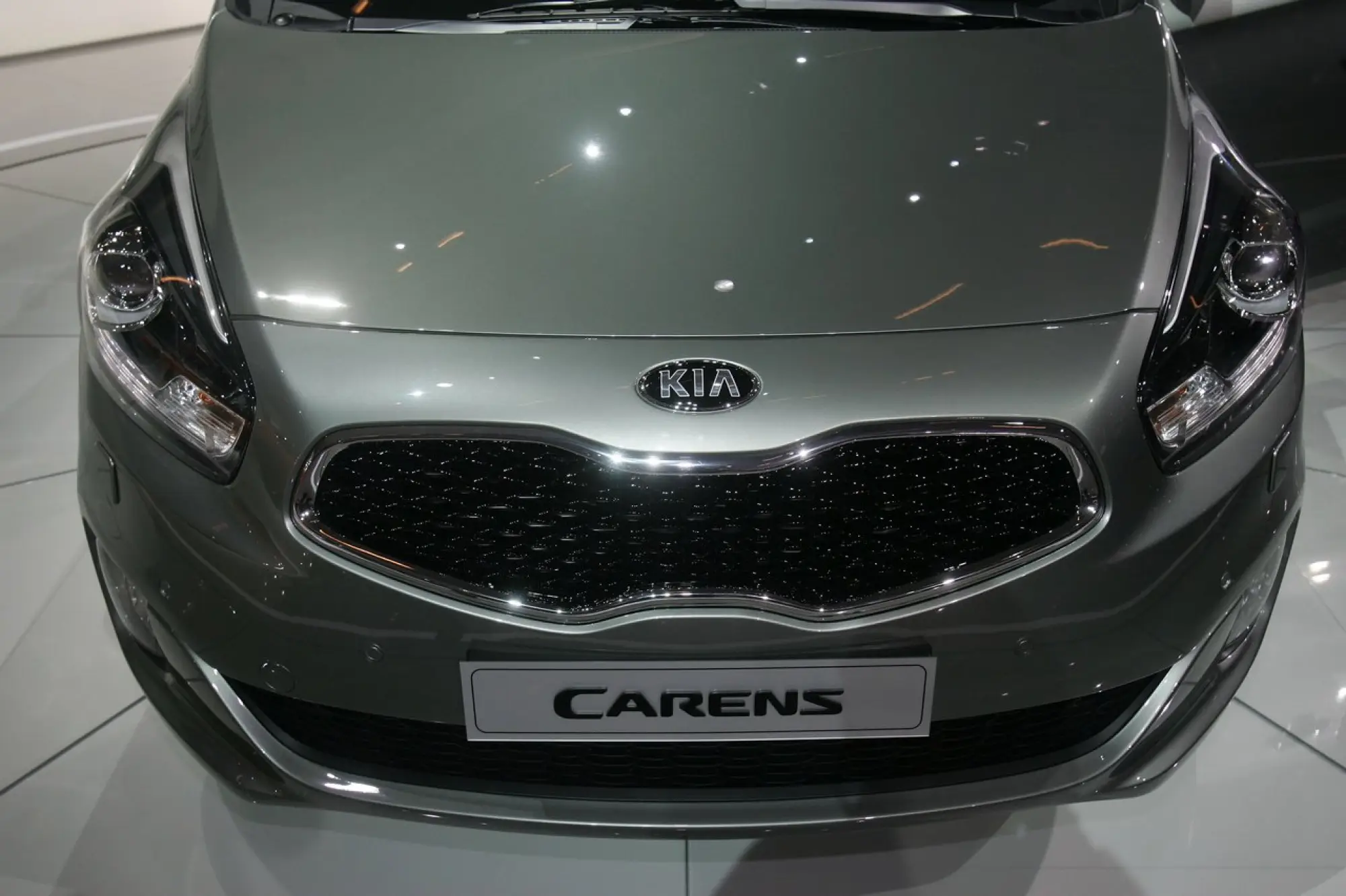 KIA Carens - Salone di Parigi 2012 - 10