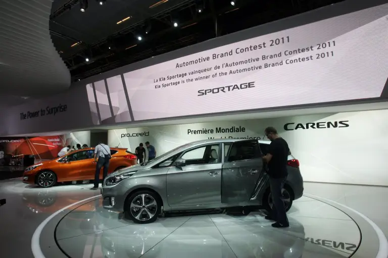 KIA Carens - Salone di Parigi 2012 - 11