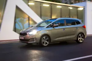 KIA Carens - 15