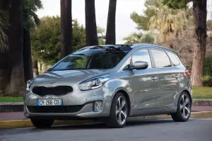 KIA Carens - 20