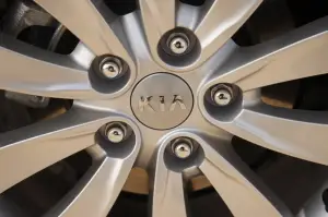 KIA Carens - 37