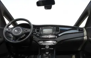 KIA Carens - 46