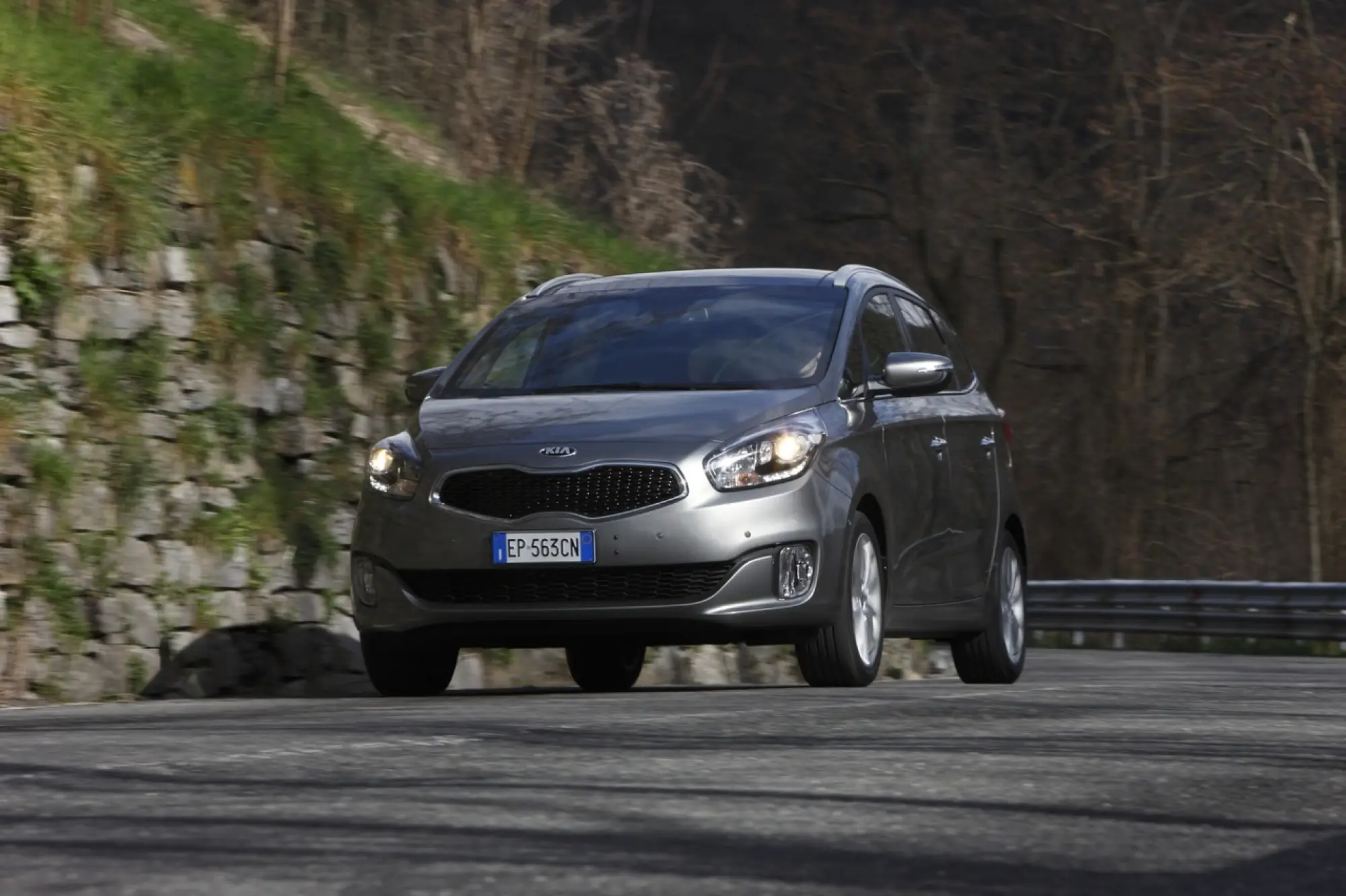 KIA Carens - 52
