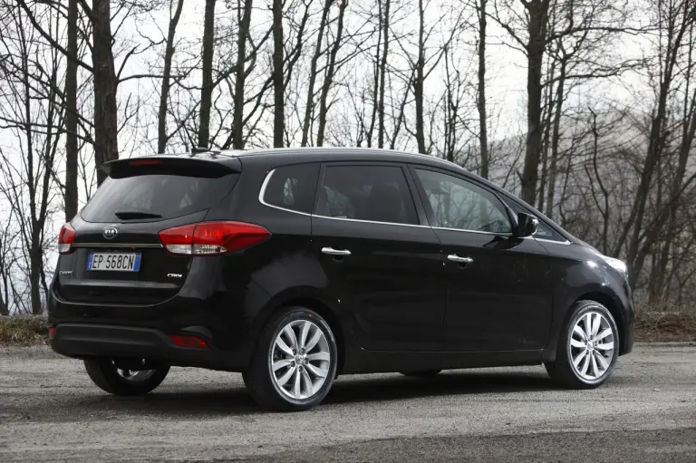 KIA Carens - 69
