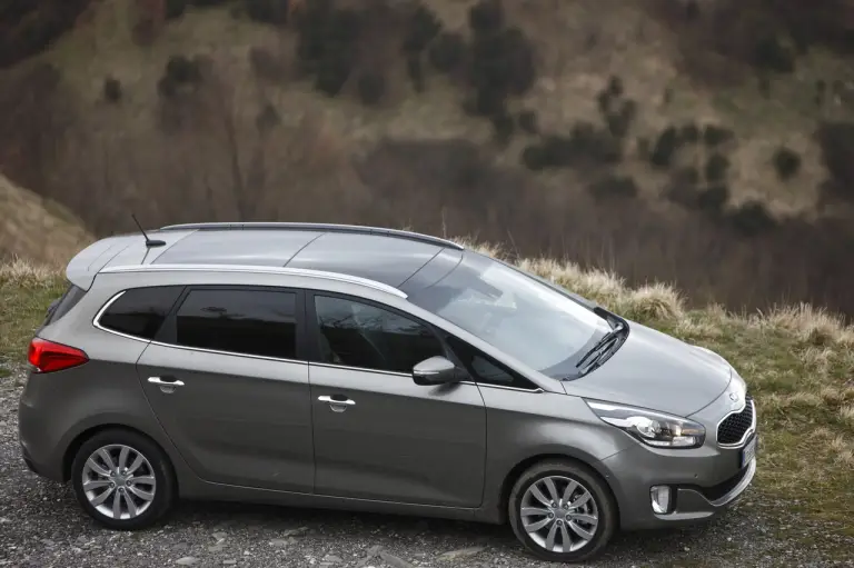 KIA Carens - 78