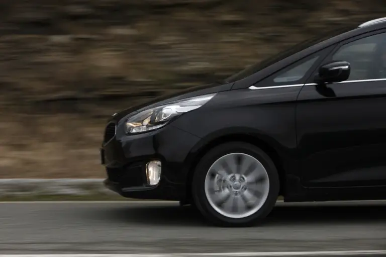 KIA Carens - 96