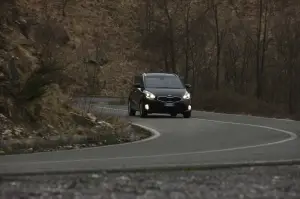 KIA Carens - 98