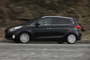 KIA Carens - 99