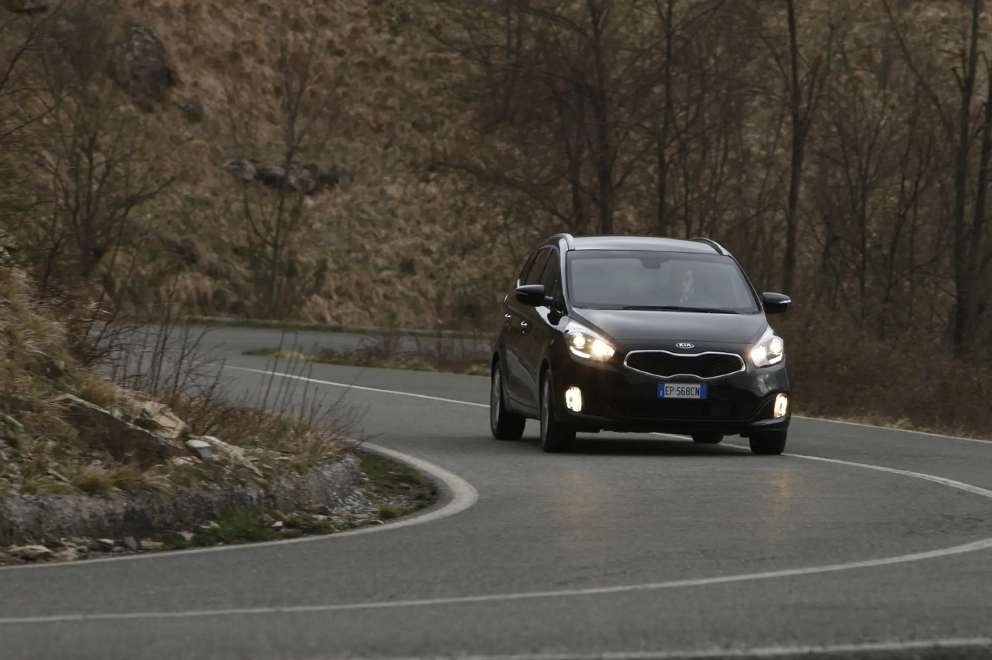 KIA Carens - 101