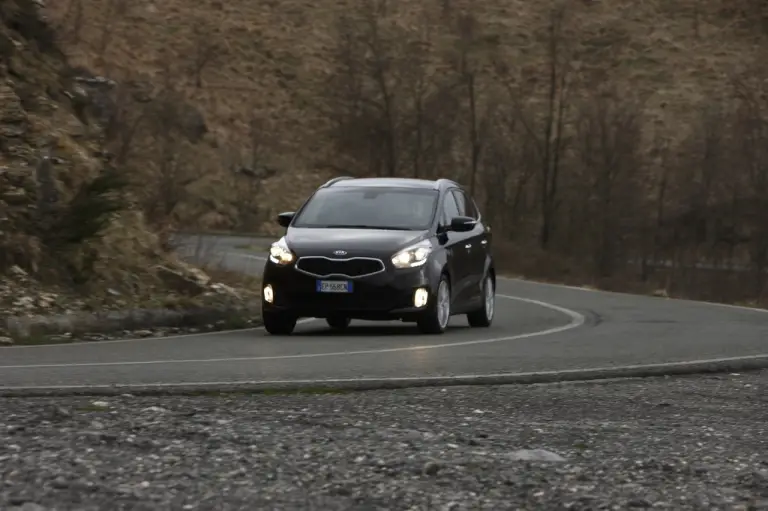 KIA Carens - 102