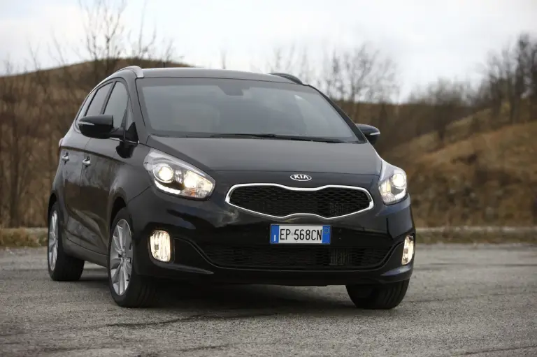 KIA Carens - 107