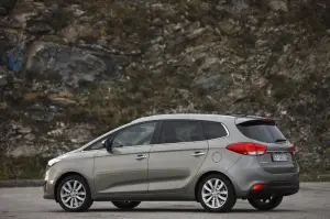 KIA Carens - 109