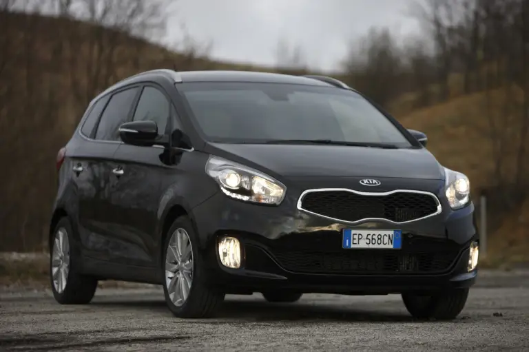 KIA Carens - 110