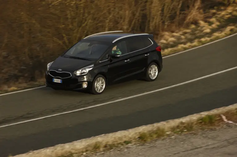 KIA Carens - 112