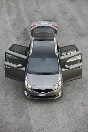 KIA Carens - 121