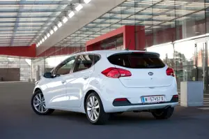 Kia Ceed 2012 nuove foto ufficiali - 24