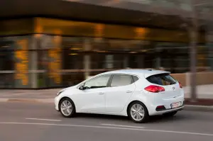 Kia Ceed 2012 nuove foto ufficiali - 32